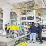 Meie klienditehases alustasid tööd kaks 25 kg lemmikloomatoidu automaatse kaalumise ja pakkimise konveieri- ning palleteerimisliini.